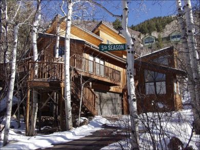 Beautiful Large Aspen Home
